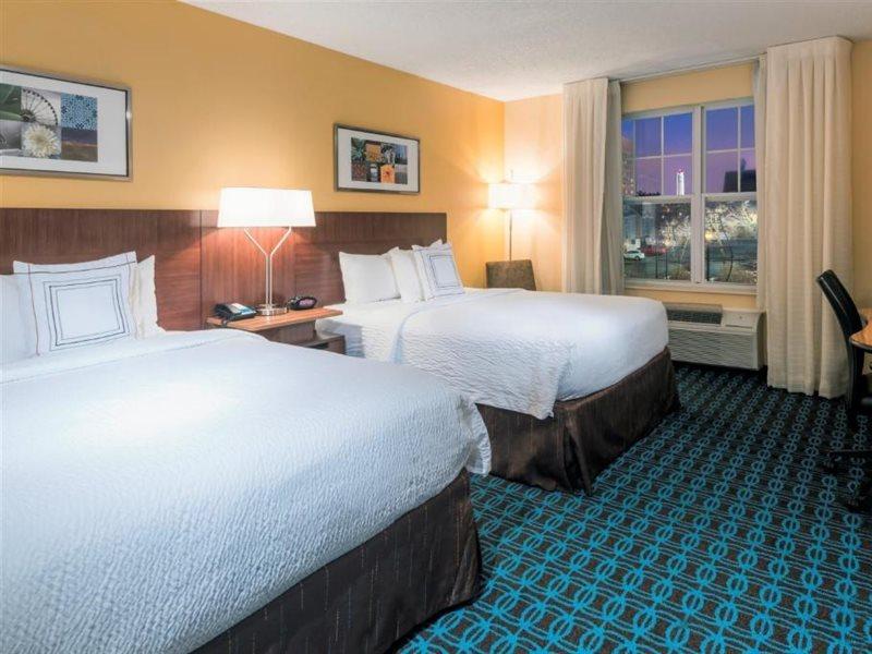 Fairfield Inn Kansas City Downtown/Union Hill Exteriör bild